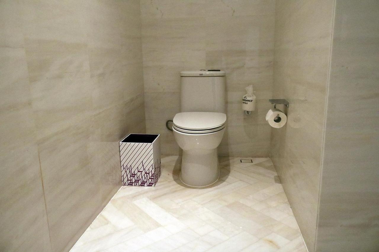 Renaissance Nanning Hotel Bagian luar foto